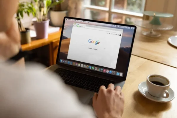 Tips Kelola Iklan Brand dengan Google Setting Ads!